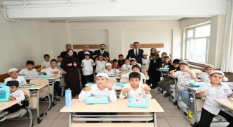 Baruş, TÜGVA Yaz Okulu öğrencileriyle buluştu