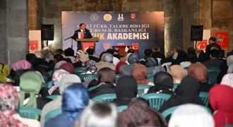 Erzurum ‘Hukuk Akademisi’ oturumları tamamlandı