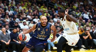Euroleague: Fenerbahçe 3'te 3 yaptı.