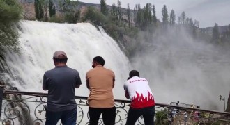 Fotoğraf sanatçıları Tortum ve Uzundere’de buluştu