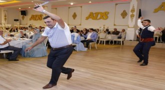 İstanbul Dans Günleri’nde Hançer Barı gösterisi