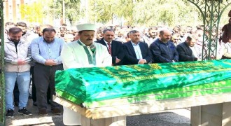 Karadaş Ailesi yasta