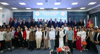 Kurtulmuş: 'Kendi köklerimizi asla unutmayacağız'