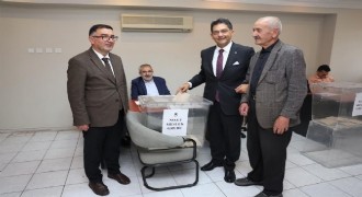 Oral güven yeniledi