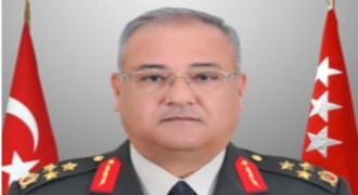 Org. Yeni emekliliğini istedi