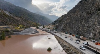 Selin yol açtığı tahribat havadan görüntülendi