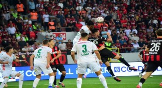 Trendyol Süper Lig: Çorum FK: 1 - Alanyaspor: 2