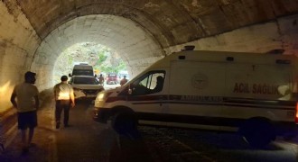 Tünelde trafik kazası: 8 kişi yaralandı