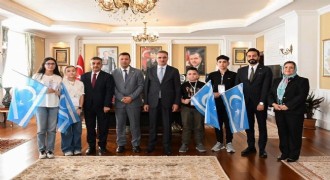 Türkmeneli Heyetinden Vali Baruş’a ziyaret