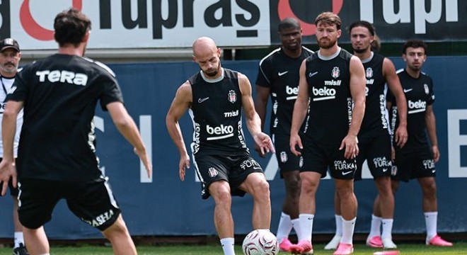 BJK'de Leandro Trossard ilk antrenmanına çıktı