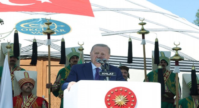Erdoğan: 'Türkiye'yi daha güçlü yarınlara taşıyacağız'