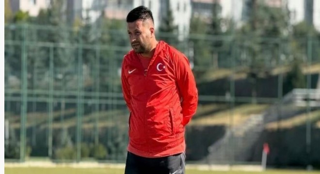 Erzurum Büyükşehir Belediyespor, Öztürk'le anlaştı