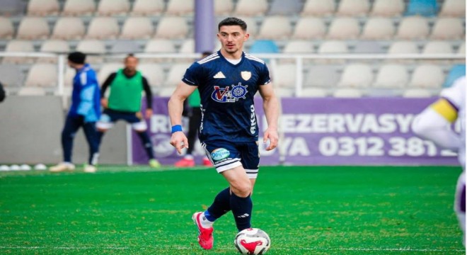 Gerxhaliu ve Sefa Akgün Erzurumspor da kaldı