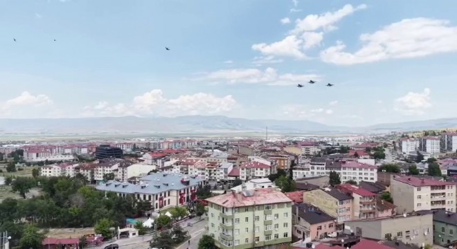MSB'den 23 Temmuz selamlama uçuşu paylaşımı