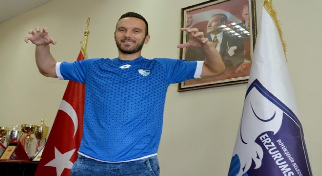 Mujakic, Erzurumspor tarihinin 4. Bosna Hersekli futbolcusu