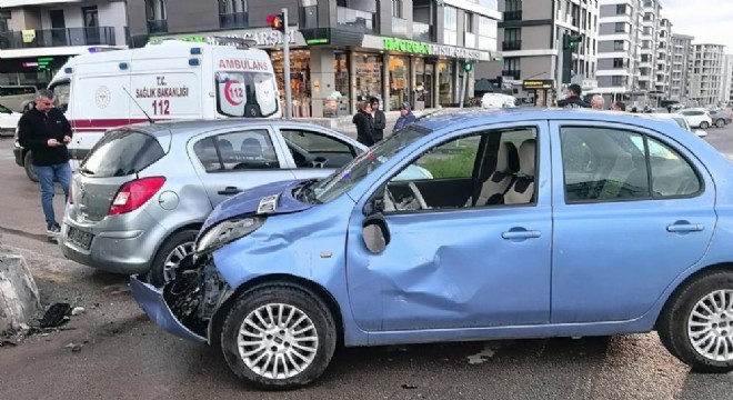 Yakutiye de zincirleme kaza: 1 yaralı