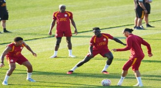 Galatasaray, yeni sezon hazırlıklarını sürdürüyor