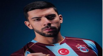 Trabzonspor, Cenk Özkaçar transferini resmen açıkladı
