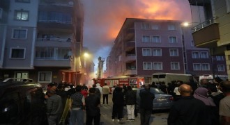 Yakutiye'de çatı yangını