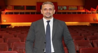 Yılmaz, Ankara Devlet Tiyatrosu müdürü oldu